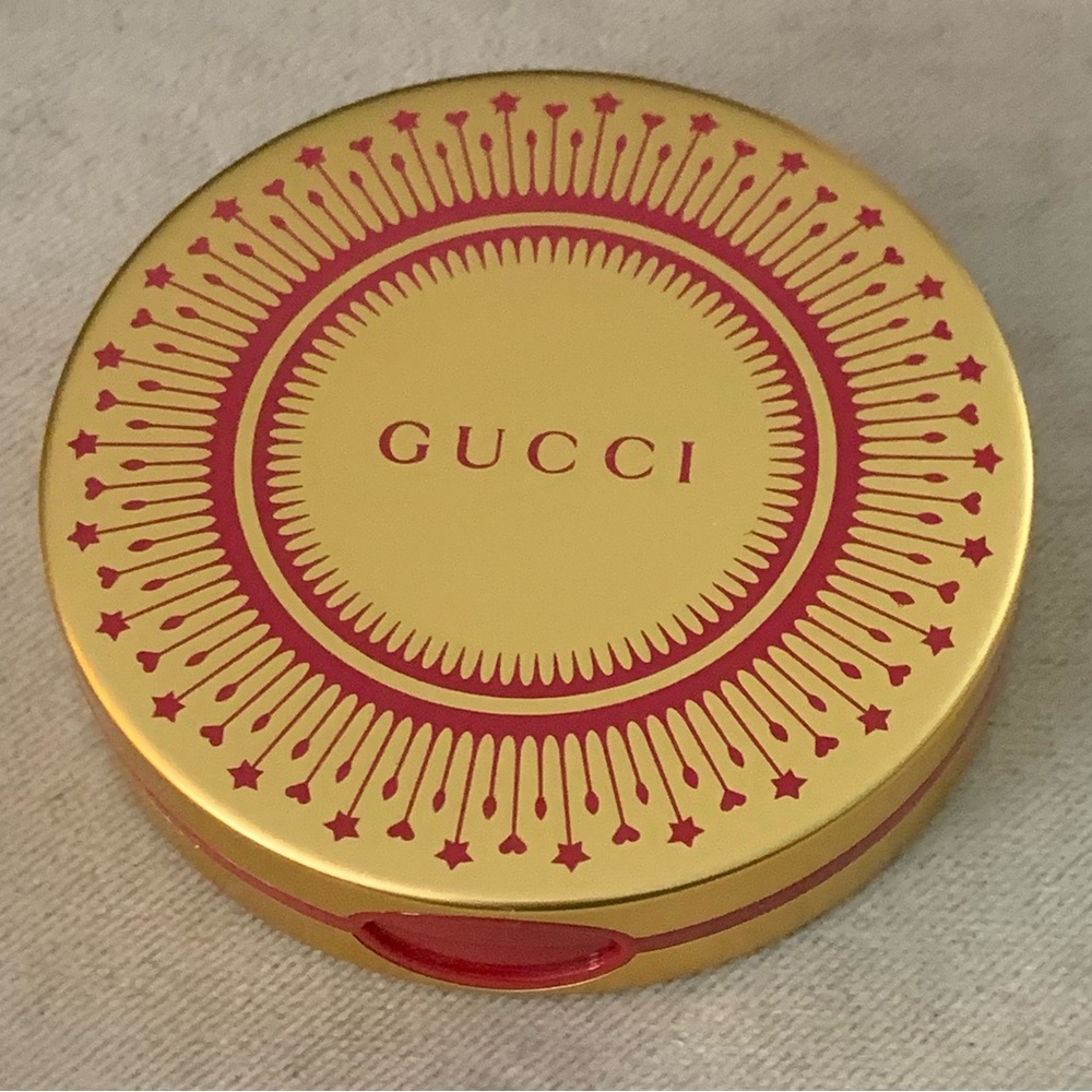 Gucci Gold and Red Round Compact Eyeshadow palette